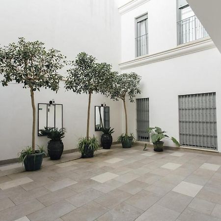 Modern With Seasonal Swimming Pool- 1Bd 1Bth- Goyeneta Apartment เซบีญา ภายนอก รูปภาพ